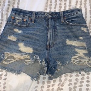 Abercrombie & Fitch high rise jean short